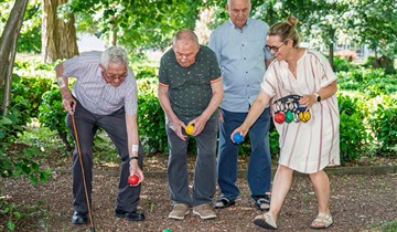 Dagverzorgingscentrum Egmont viert 10 jaar zorg met feestelijke opendeurdag